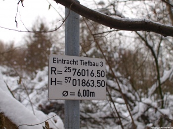 Hinweisschild von Eintracht Tiefbau Schacht 3 in 2010