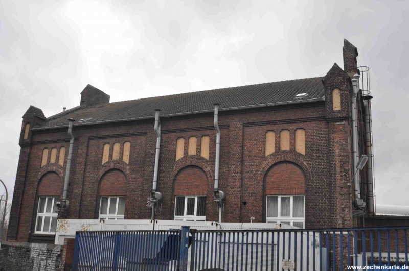 Datei:Zeche Tremonia Maschinenhaus Schacht 2.JPG