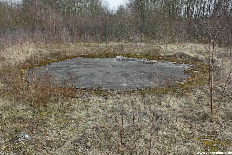 Datei:Emscher-Lippe 4 Schachtabdeckung.JPG