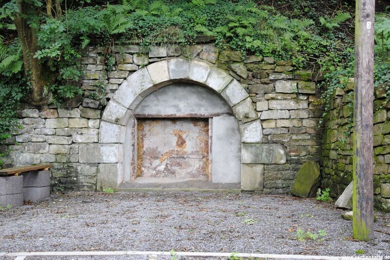 Datei:Altendorf Stollen 2010 2.jpg