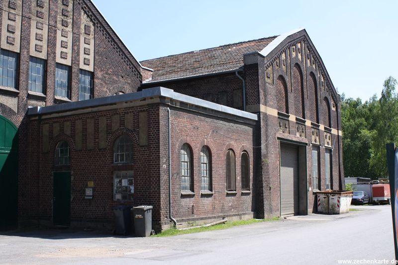 Datei:Westhausen Schachtanlage 1-3 Betriebsgebaeude.jpg