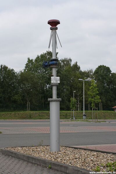 Datei:Gneisenau Kurl 1 Protegohaube.JPG